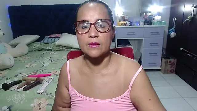 pervert mommy  online show from March 19, 2026, 10:08 am