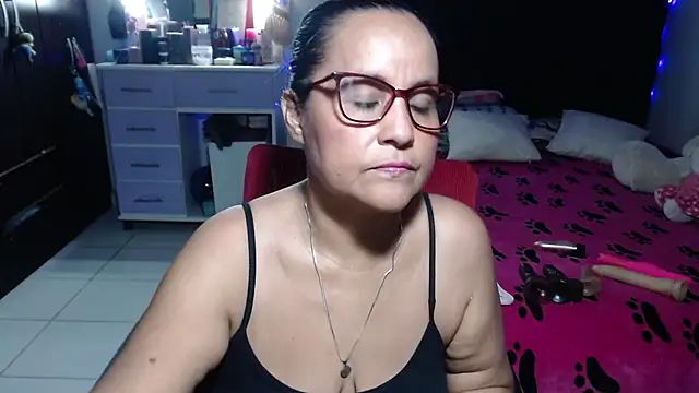 pervert mommy  online show from July 11, 2026, 10:07 am