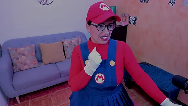 Snapshot of scarlet_wet chatting on October 29, 2025, 1:30 am scarlet wet online show from October 29, 2025, 1:30 am