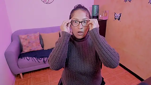 Snapshot of scarlet_wet chatting on January 6, 2026, 11:07 pm scarlet wet online show from January 6, 2026, 11:07 pm