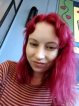 Snapshot of Frost_foxy chatting on March 22, 2025, 9:02 am Frost foxy online show from March 22, 2025, 9:02 am