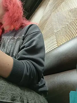 Frost foxy online show from November 23, 2025, 2:55 am