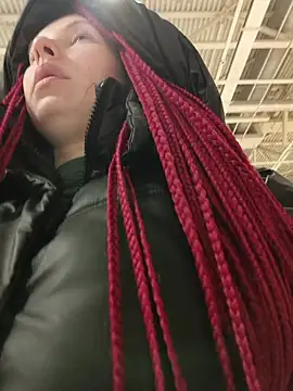 Snapshot of Frost_foxy chatting on February 22, 2026, 3:29 am Frost foxy online show from February 22, 2026, 3:29 am