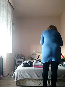 Elza01 online show from March 16, 2025, 7:37 am