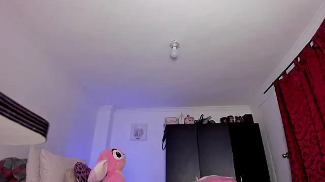 AlondraDiossa03 online show from February 6, 2025, 2:15 pm