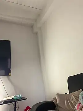 AlondraDiossa03 online show from February 21, 2026, 6:42 pm