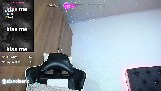 Snapshot of AlanNaughty chatting on March 20, 2025, 12:51 am AlanNaughty online show from March 20, 2025, 12:51 am