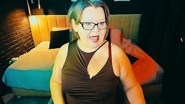 Shannonshine online show from February 14, 2026, 5:59 am