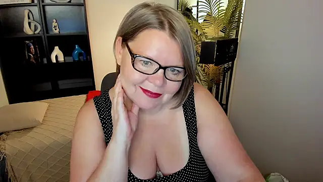 Shannonshine online show from July 9, 2026, 1:26 pm