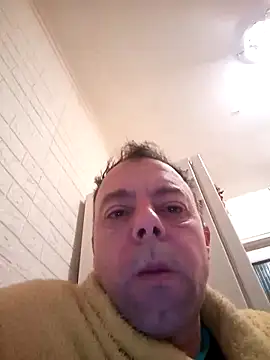 Snapshot of david_geam chatting on January 6, 2025, 12:05 am david geam online show from January 6, 2025, 12:05 am