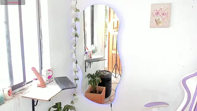 Snapshot of sofia_gold_ chatting on May 27, 2026, 2:03 pm sofia gold online show from May 27, 2026, 2:03 pm