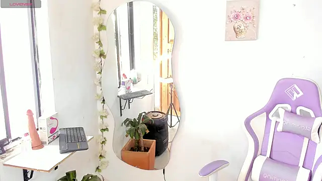 Snapshot of sofia_gold_ chatting on May 29, 2026, 2:48 pm sofia gold online show from May 29, 2026, 2:48 pm