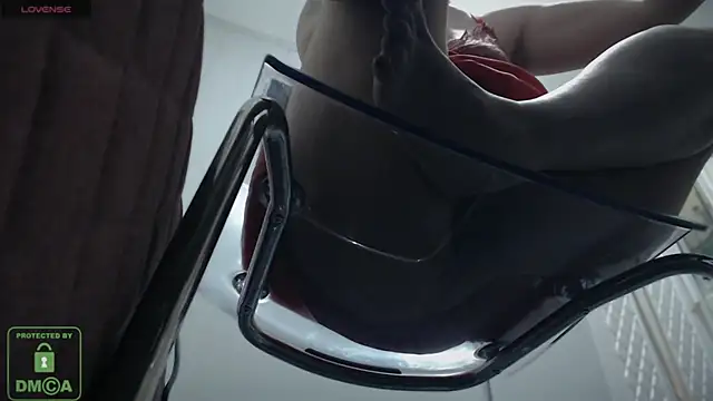 Snapshot of bisexyelizz chatting on September 12, 2025, 9:15 pm bisexyelizz online show from September 12, 2025, 9:15 pm