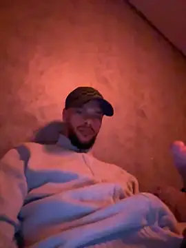 Lionayowe online show from March 7, 2026, 1:24 am