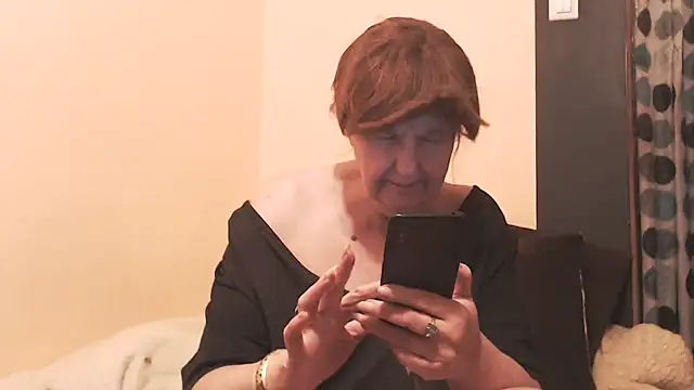Snapshot of MioritaHard chatting on May 28, 2026, 8:50 pm MioritaHard online show from May 28, 2026, 8:50 pm