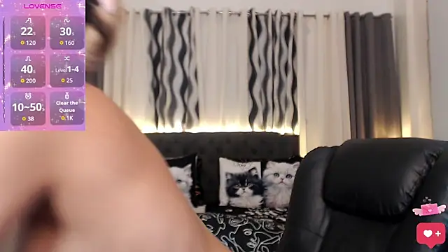 Evalyn Shemale online show from March 23, 2026, 12:58 am