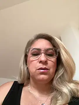 x elena x online show from February 24, 2025, 9:00 am