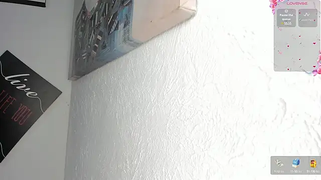 paola ih online show from January 14, 2025, 2:43 pm