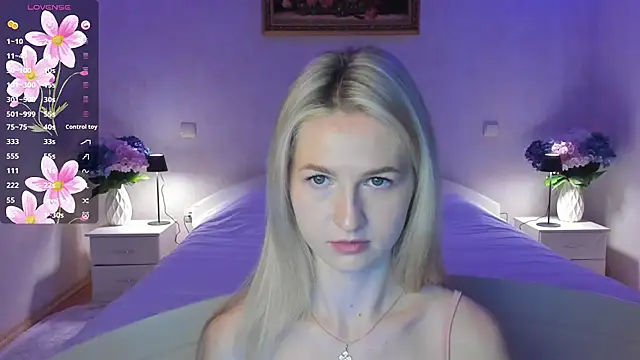 AnnaCarrera online show from January 9, 2026, 8:21 pm