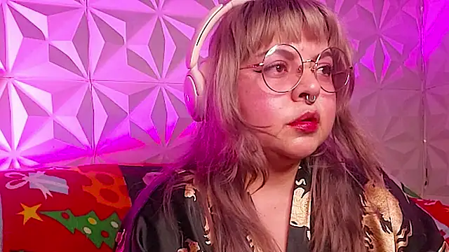 Satyn doll online show from December 14, 2025, 1:22 am