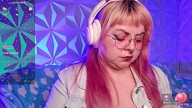 Satyn doll online show from March 12, 2026, 11:00 pm