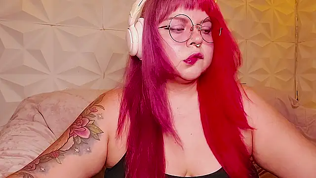 Snapshot of Satyn_doll chatting on July 17, 2026, 11:20 pm Satyn doll online show from July 17, 2026, 11:20 pm