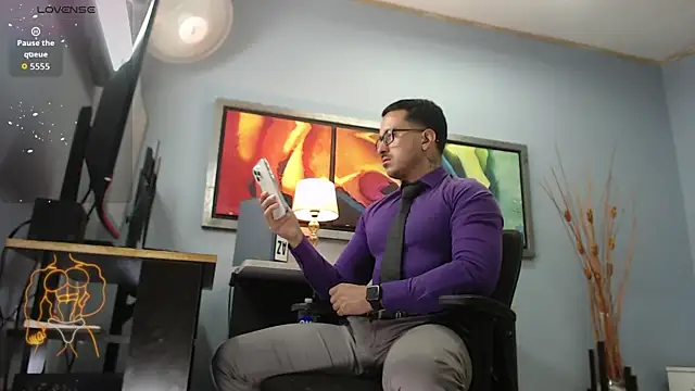 Snapshot of randyluke chatting on April 28, 2026, 7:30 pm randyluke online show from April 28, 2026, 7:30 pm