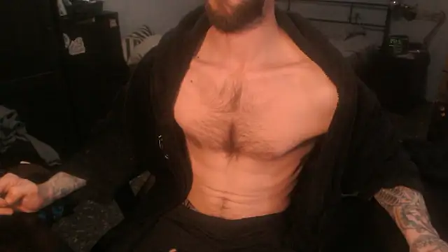 Snapshot of SexxxyLouis chatting on February 23, 2026, 1:41 pm SexxxyLouis online show from February 23, 2026, 1:41 pm