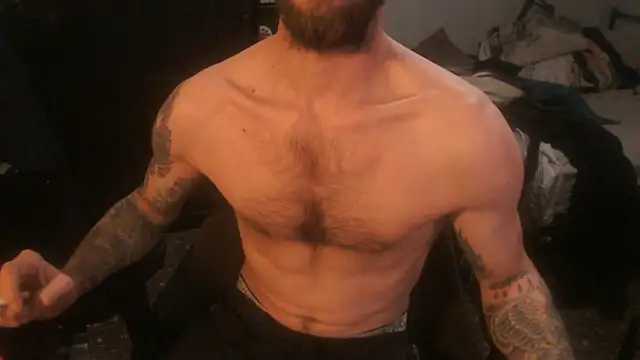 Snapshot of SexxxyLouis chatting on March 15, 2026, 2:12 pm SexxxyLouis online show from March 15, 2026, 2:12 pm