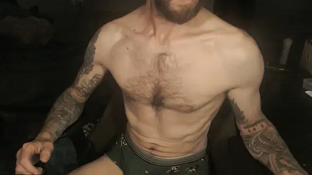 SexxxyLouis online show from August 6, 2026, 7:32 am