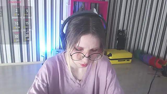  Hanna Moon  online show from December 24, 2024, 5:23 pm