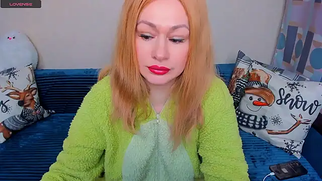 EllenMoore online show from February 11, 2026, 3:11 am