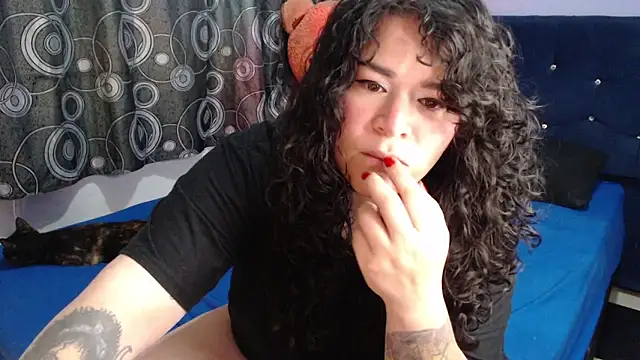 ANGELIQUE KLANE online show from May 18, 2026, 4:02 pm