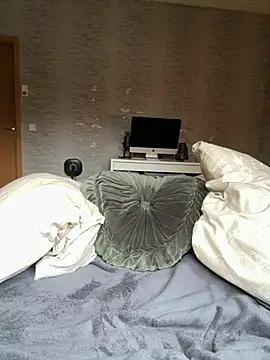 Carmen Monroe online show from March 13, 2026, 11:50 am