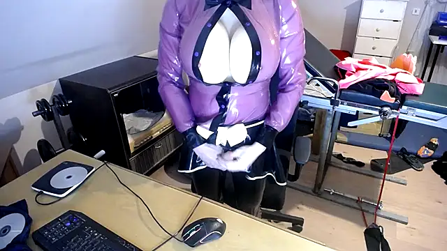 Snapshot of Kinkidani86 chatting on November 1, 2025, 4:53 pm Kinkidani86 online show from November 1, 2025, 4:53 pm