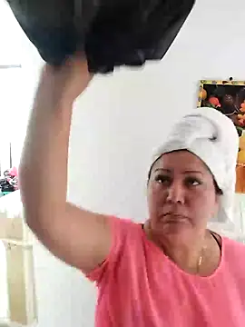 Brenda Berck  online show from March 8, 2025, 7:20 pm