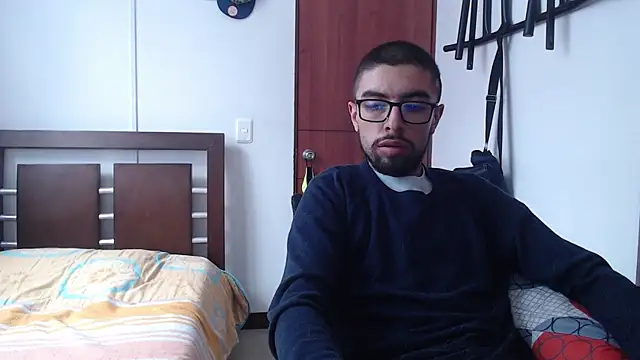 Snapshot of fvckolombianguyy chatting on March 12, 2025, 9:56 pm fvckolombianguyy online show from March 12, 2025, 9:56 pm