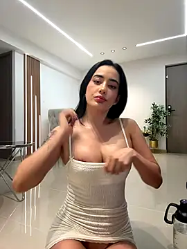 CATALINA RESTREPO online show from October 4, 2025, 12:08 am