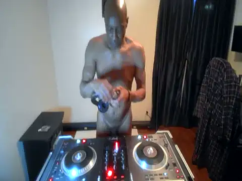 Snapshot of longdick4you8686 chatting on December 25, 2024, 10:16 pm longdick4you8686 online show from December 25, 2024, 10:16 pm