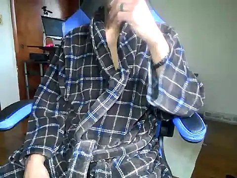 Snapshot of longdick4you8686 chatting on February 26, 2025, 8:11 pm longdick4you8686 online show from February 26, 2025, 8:11 pm