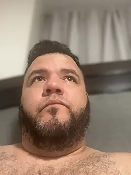 Snapshot of Gabihotxxx1 chatting on February 18, 2026, 3:24 am Gabihotxxx1 online show from February 18, 2026, 3:24 am