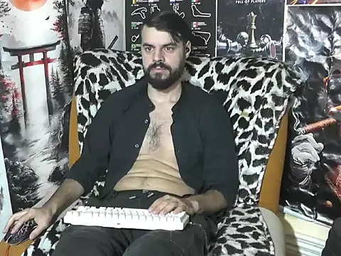 00george online show from November 30, 2025, 6:23 pm