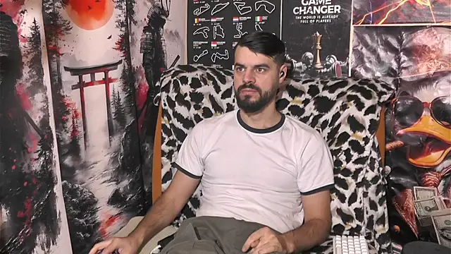 00george online show from December 18, 2025, 1:28 pm