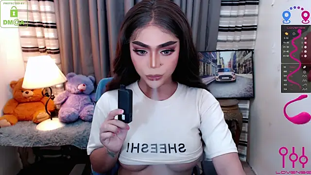 Snapshot of Fantacyoflove chatting on November 4, 2025, 4:17 pm Fantacyoflove online show from November 4, 2025, 4:17 pm