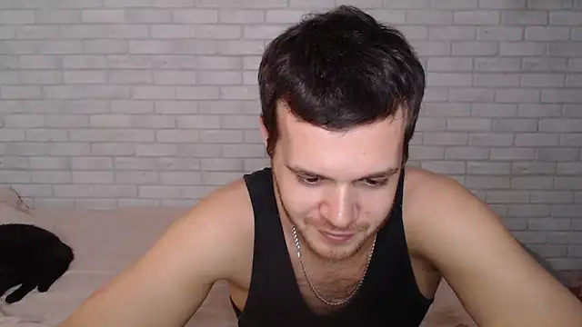 Alexxx horny online show from October 21, 2025, 7:25 pm