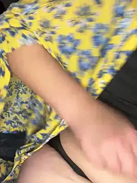 Esmerelda69 online show from December 5, 2025, 8:16 pm