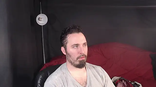 Metalstud online show from February 26, 2025, 9:37 pm