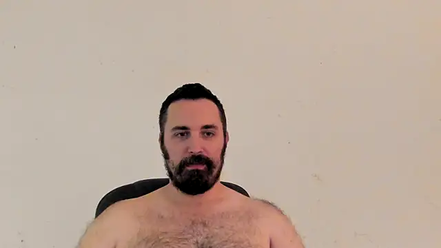 Metalstud online show from September 26, 2025, 3:32 am