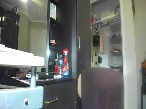 Angelchezcka online show from March 29, 2026, 7:41 am