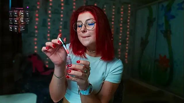 SmokyRose online show from November 10, 2025, 11:31 am